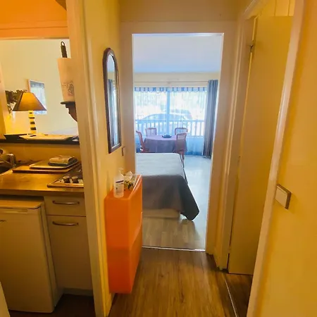 Cosy, Vrai Lit 140, Wifi, Centre Trouville-sur-mer, Proche Deauville Et Gare A Moins De 5 Minutes A Pied Апартаменты Трувиль-сюр-Мер