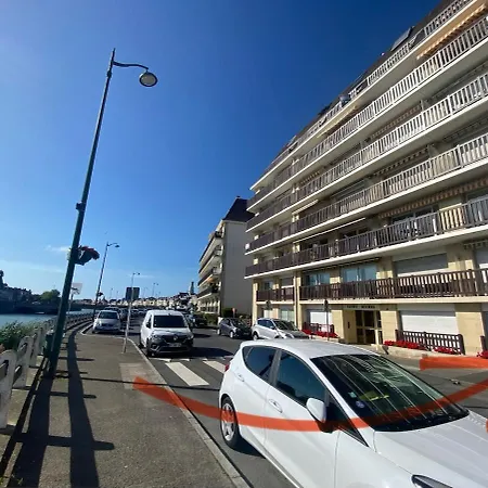 アパート Cosy, Vrai Lit 140, Wifi, Centre Trouville-sur-mer, Proche Deauville Et Gare A Moins De 5 Minutes A Pied トルヴィル＝シュル＝メール