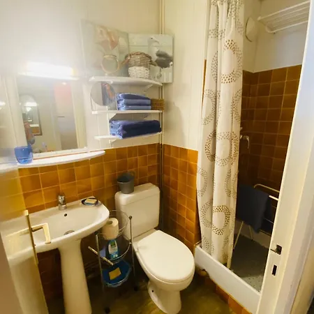 Apartment Cosy, Vrai Lit 140, Wifi, Centre Trouville-sur-mer, Proche Deauville Et Gare A Moins De 5 Minutes A Pied *