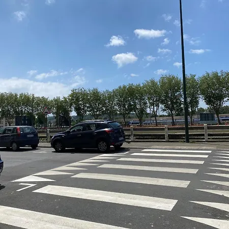 Cosy, Vrai Lit 140, Wifi, Centre Trouville-sur-mer, Proche Deauville Et Gare A Moins De 5 Minutes A Pied